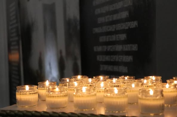 "Посвіт пам'яті", присвяченій урочистому вшануванню Дня загиблих медичних працівників